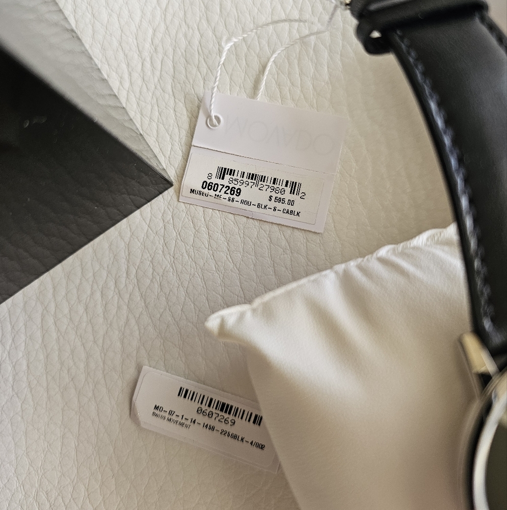 Movado Bold Mens Watch - Picture 9 of 10
